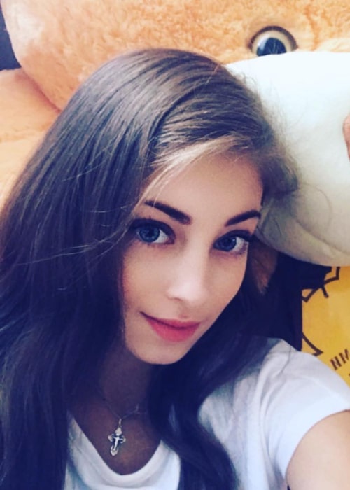 Alena Kostornaia in an Instagram selfie from August 2018