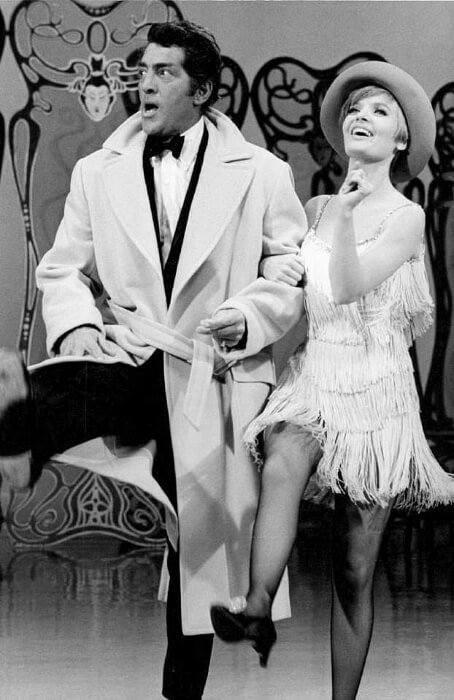 Dean Martin and Florence Henderson as seen on 'The Dean Martin Show' (1968)