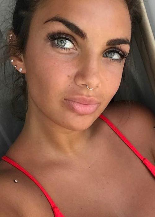 Elettra Lamborghini selfie at Miami Beach, Florida in May 2017