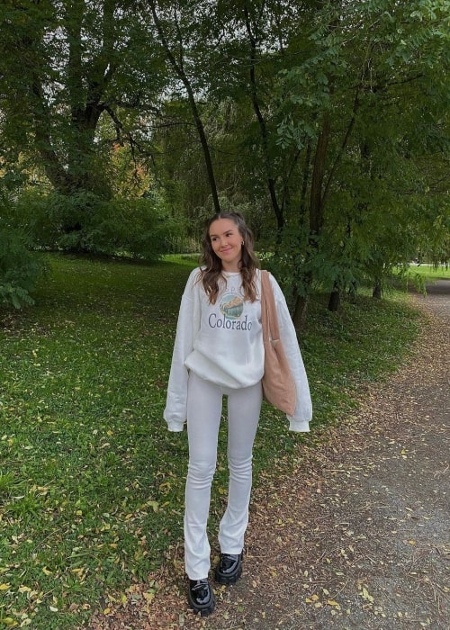 Emma Rose Leger as seen in a picture that was taken at Stanley Park in Vancouver in November 2020