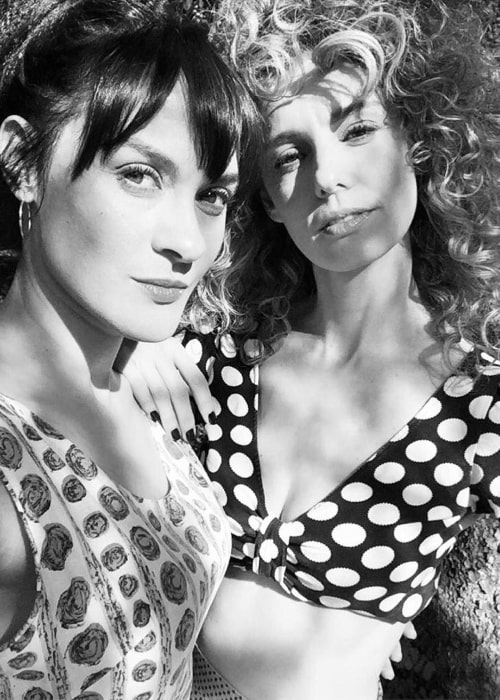 Esther Acebo (Right) as seen in a black-and-white selfie along with actress Irene Rubio at the Cordelia Spring Summer 2019 in April 2019