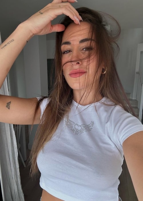 Paula Gonu in a selfie that was taken in May 2023