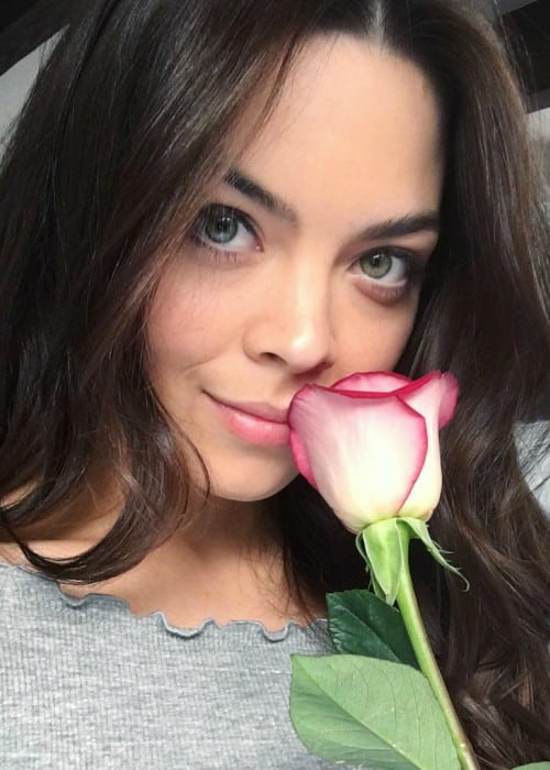 Scarlett Byrne in an Instagram selfie as seen in March 2017